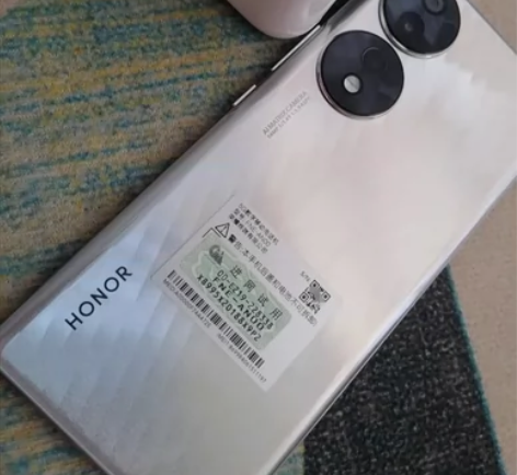 HONOR荣耀70，5G全新 感兴趣的话点...