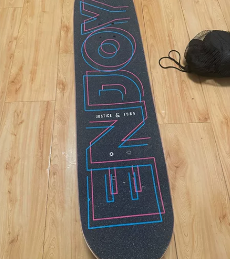 滑板 送一套护具 感兴趣的话点“我想要”和...