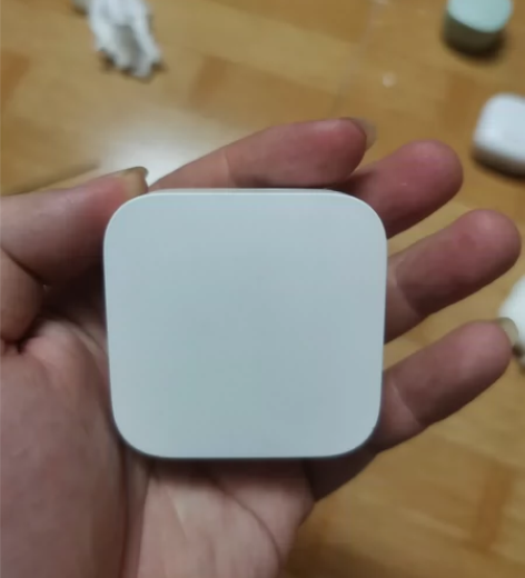 小米耳机AIR2    SE，耳机左右都正...