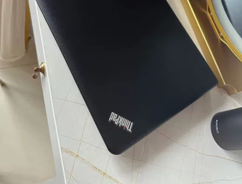 女生个人闲置个人自用联想笔记本电脑出售,买...