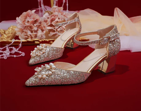 粗跟结婚鞋子女2022年新款夏婚纱新娘水晶...