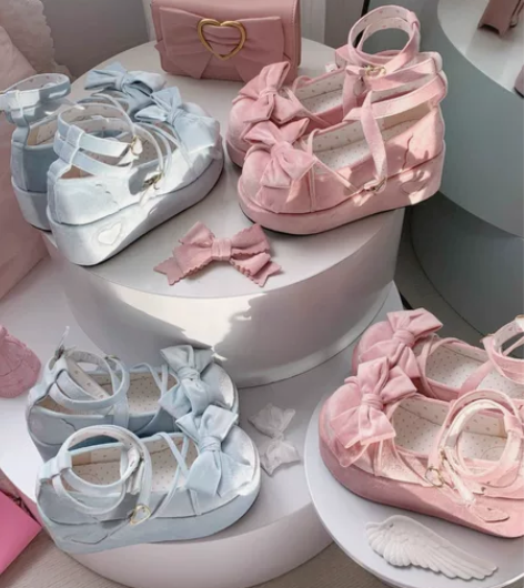 浣熊吐丝橱窗娃娃厚底鞋 鞋底前3后6(厘米...