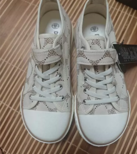 品牌童鞋多咪小猫（蜡比小星同厂）低帮童鞋 ...