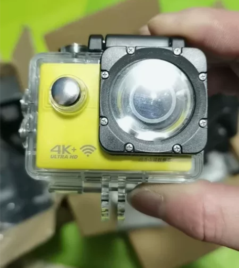 摄徒A8 4K运动相机，16G储存卡。相机...