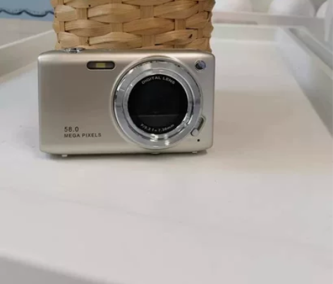 2.88寸 CCD数码相机 全新