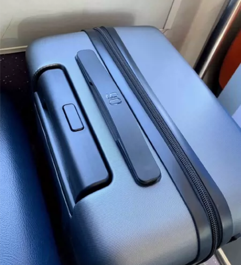 小米90分24寸行李箱加厚款，低价转让，男...