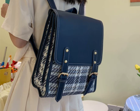 全新出！！！学院风格纹双肩包原创小众初高中...