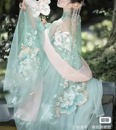 汉服一整套88元包邮送 一整套,非常值,大...