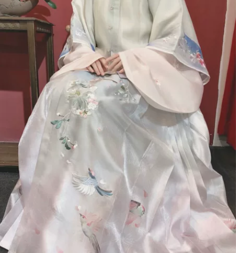 自在飞花全套 三件「春的脚步—青瓷」 三件...