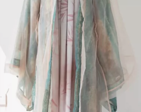 朋友送的不知山正，急出，清衣柜 感兴趣的话...