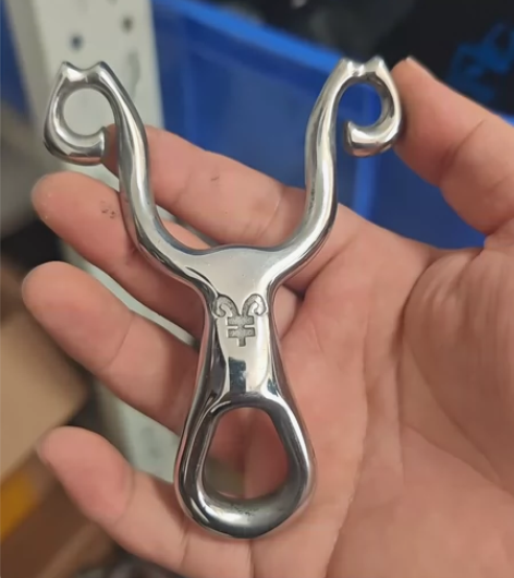 钛钢传统弹弓，藏羚羊弹弓，如图实拍，无附件...