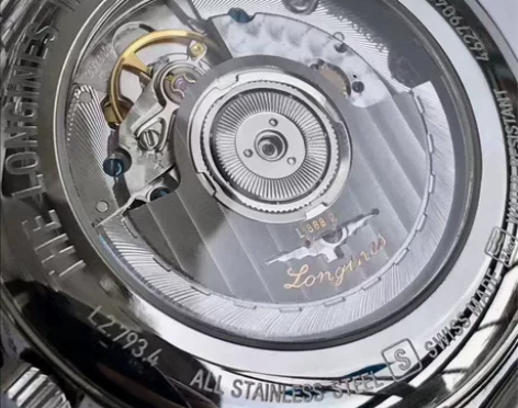 出闲置全新浪琴单历，盒子，发票，吊牌，保修...