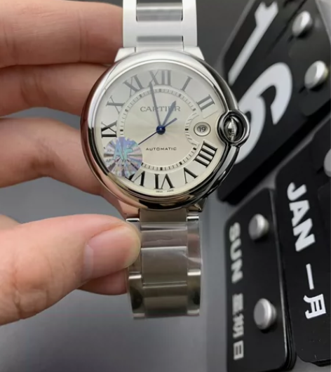 卡地亚蓝气球山度士坦克手表系列男表，男士全...