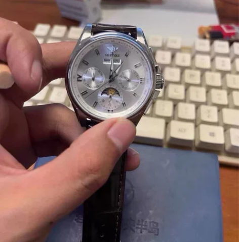 欧品客男士腕表，自动机械，带夜光，表盘直径...