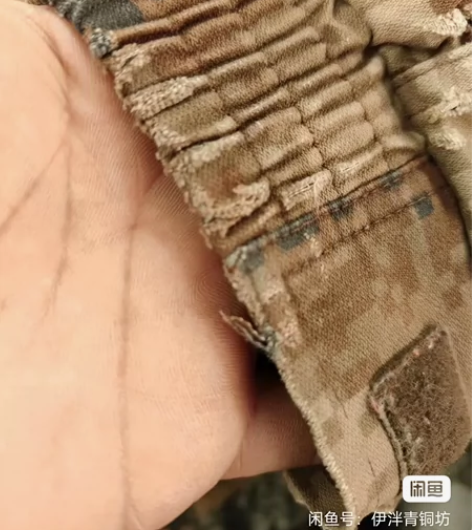 加厚工作服黄漠迷彩上衣,修补过带补丁。成色...