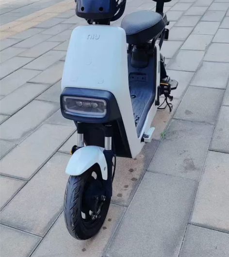 小牛锂电池电动车续航20多公里，证件齐全。...