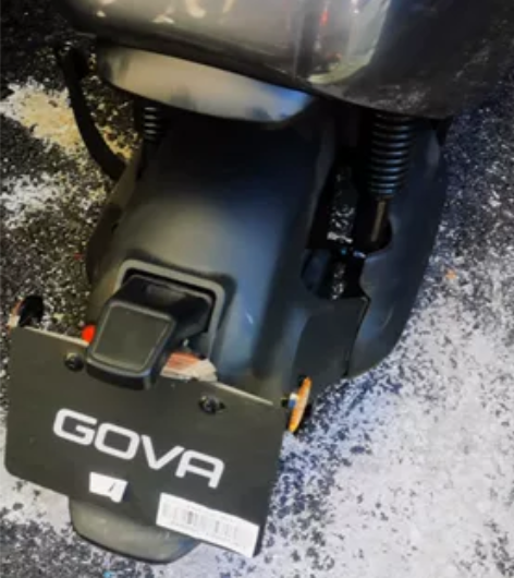 全新小牛电动，反光镜都没上，处理，价格低，...