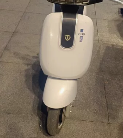 因本人有事要回老家了，电瓶车带不走，新国标...