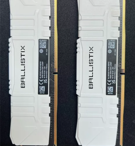 英睿达内存 包blh颗粒 3200 c16...