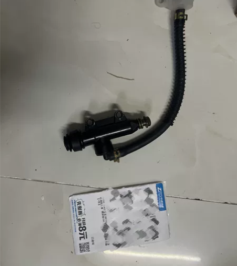 原厂后刹车泵，贝纳利全系列都有，其他车型也...