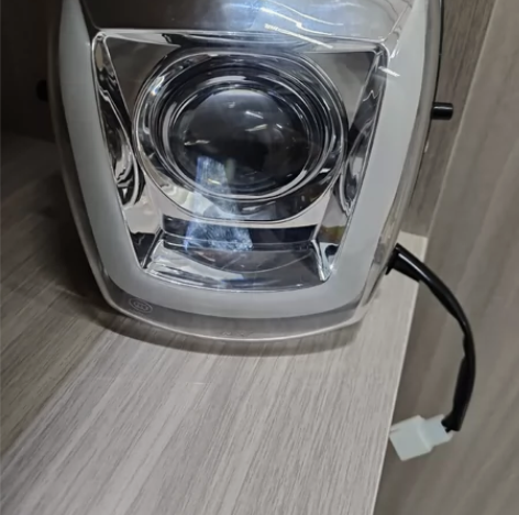 飞鹰酷奇原装大透镜大灯 感兴趣的话点“我想...