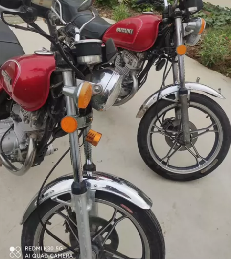 铃木GN125太子摩托车，极品车况无故障，...