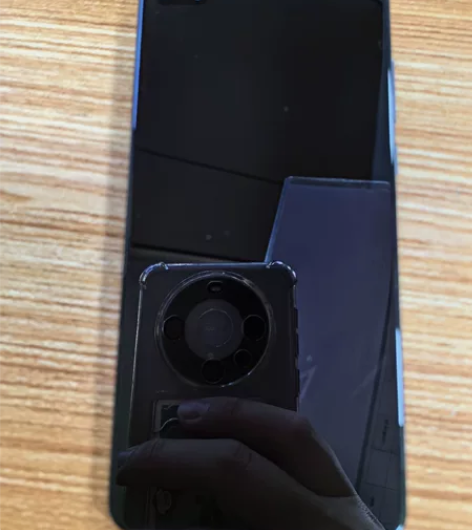 因换了M60P闲置华为P40出售，整机除了...