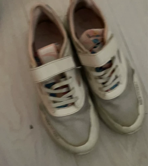 安踏运动鞋 37 感兴趣的话点“我想要”和...