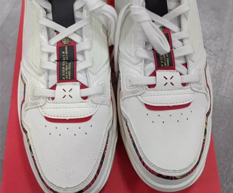 特步无畏正品春秋休闲潮流高帮拼色男女情侣运...