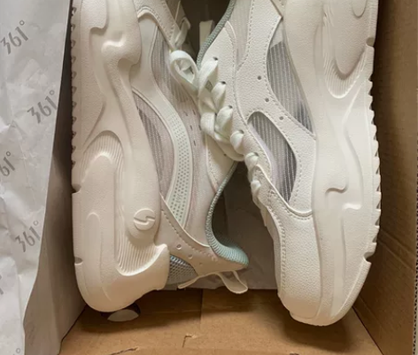 博主闲置38码 云舒361度女鞋运动鞋20...