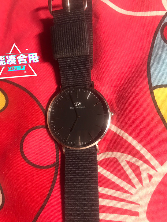 上大学的时候买的,大学毕业就一直放着,放没...