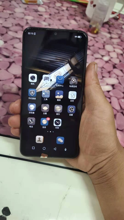 海信金刚5，4+64G，全网通，6.2英寸...