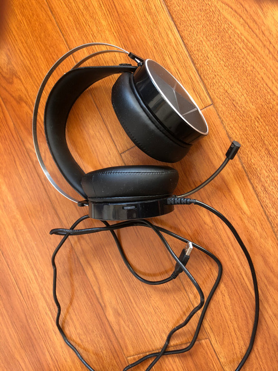 9成新达尔优的耳机