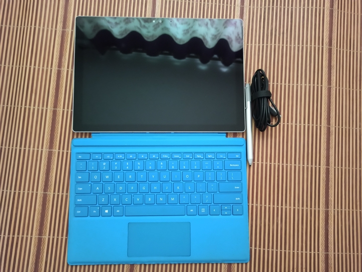 微软 Surface Pro 4 笔记本