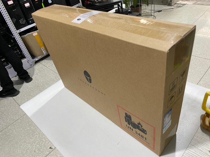 雷神T8000笔记本电脑，酷睿i7 107...