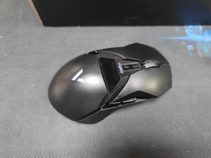 雷柏vt950   双模鼠标