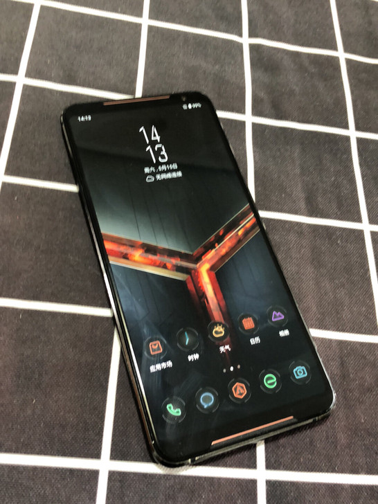 华硕rog2游戏手机2黑色8+128g