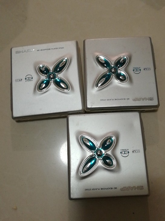 夏普ST880.机器功能都正常。成色一般吧...