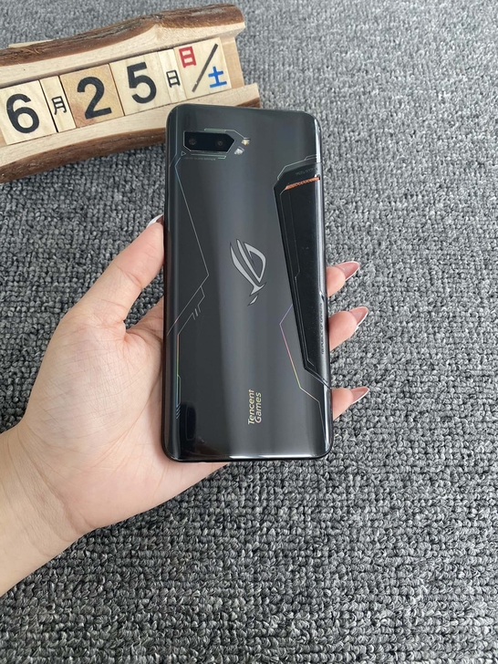 捡漏华硕ROG2 8+128G 95新，机...