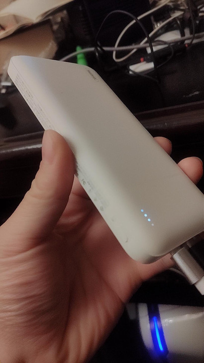 全新未拆封1万毫苹果华为小米充电宝移动电源...