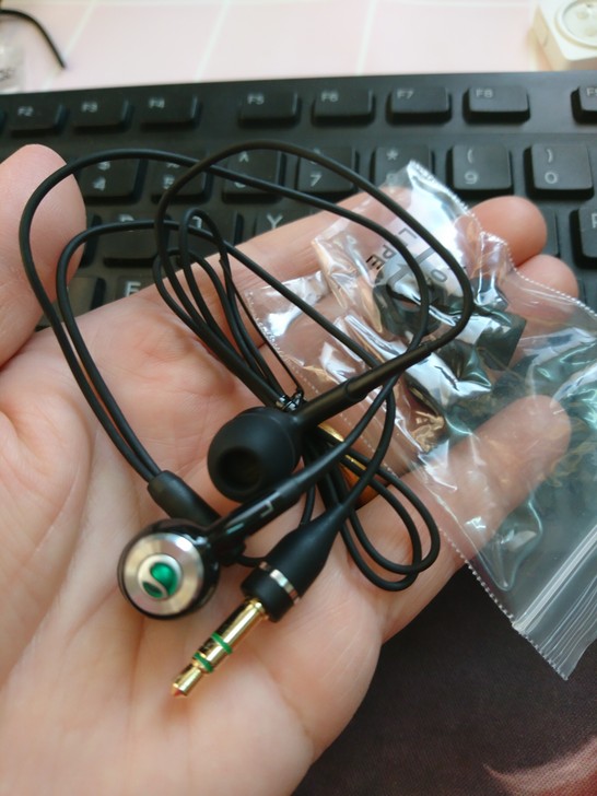 正品原装索尼爱立信hpm-75短线耳机 入...