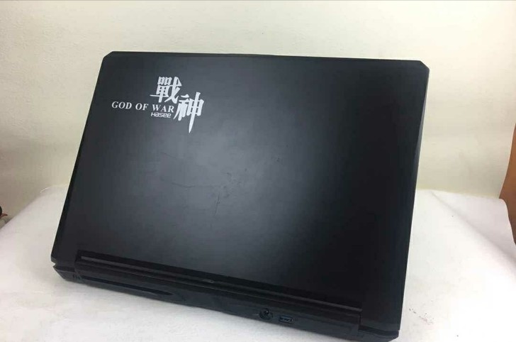 16g大内存7代i7神舟战神Z7吃鸡游戏笔...