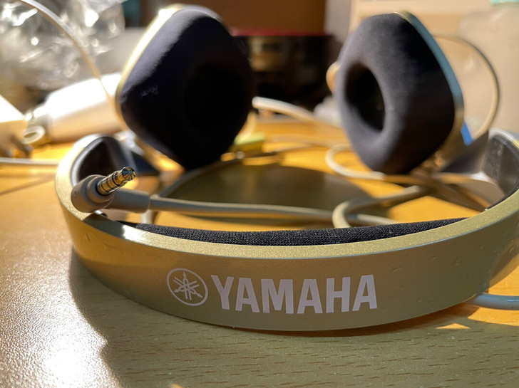 雅马哈耳机