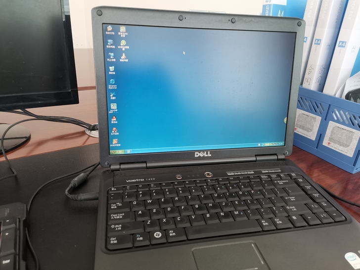 戴尔pp26l电脑一台，一般使用或拆机用配...