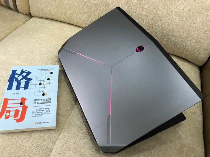 外星人15R2笔记本电脑3999元出外星人...