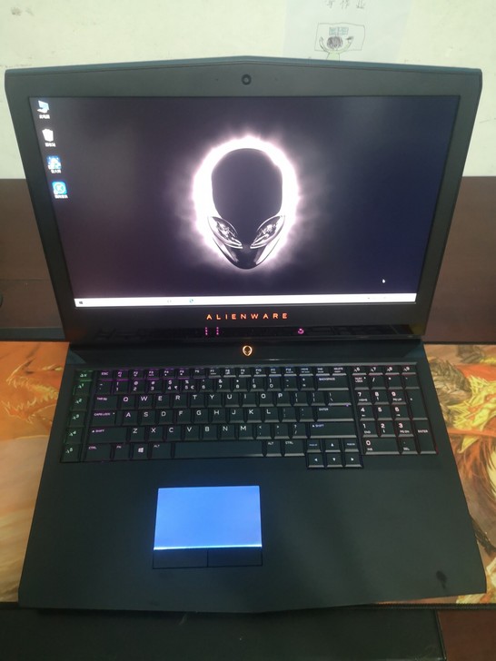 外星人17R5 gtx1080笔记本电脑