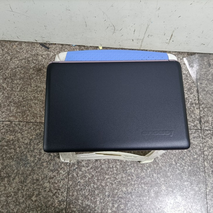 联想 IdeaPad  z360  I3-...
