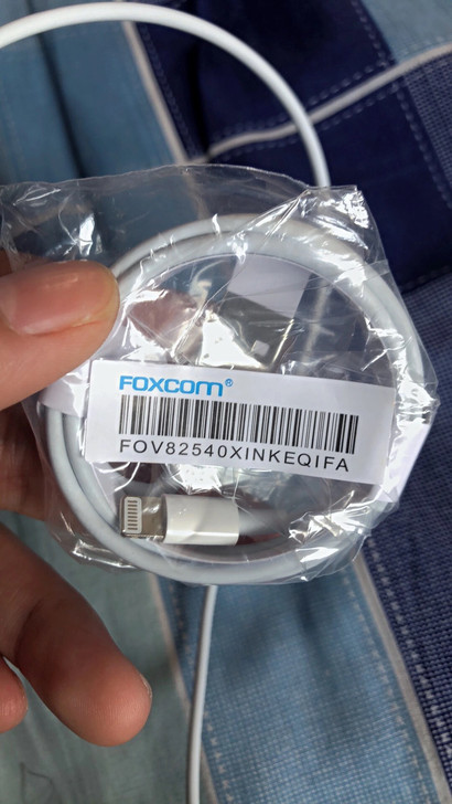【8.8元3条包邮】富士康原装正品适用于苹...