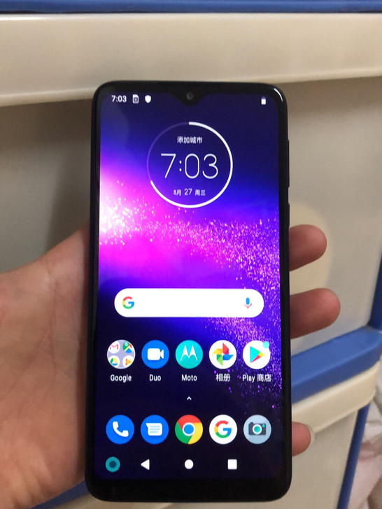 摩托罗拉motorola one macr...