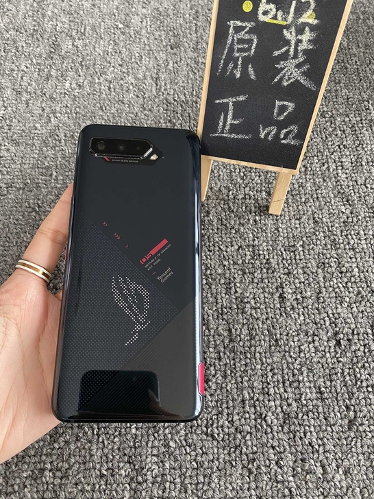 华硕ROG5 黑色 12+256G 98新...